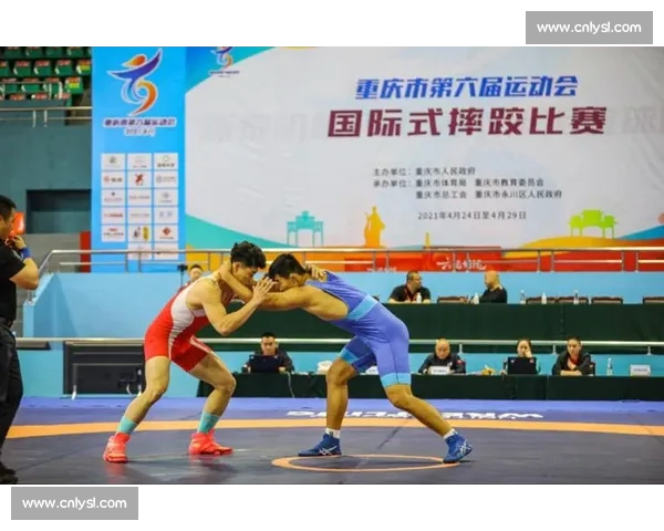 拳台风云再起两大顶尖摔跤高手展开生死较量引爆全场热血沸腾